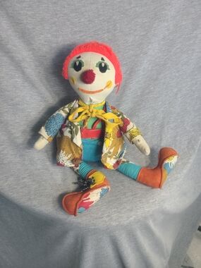 Vintage 1960’s R Dakin & Co Li’l Buttons Clown Plush Stuffed Tags teaching Rare!